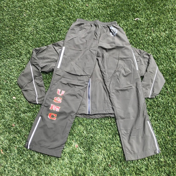 Authentic Marine Corps running suit - Picture 6 of 10